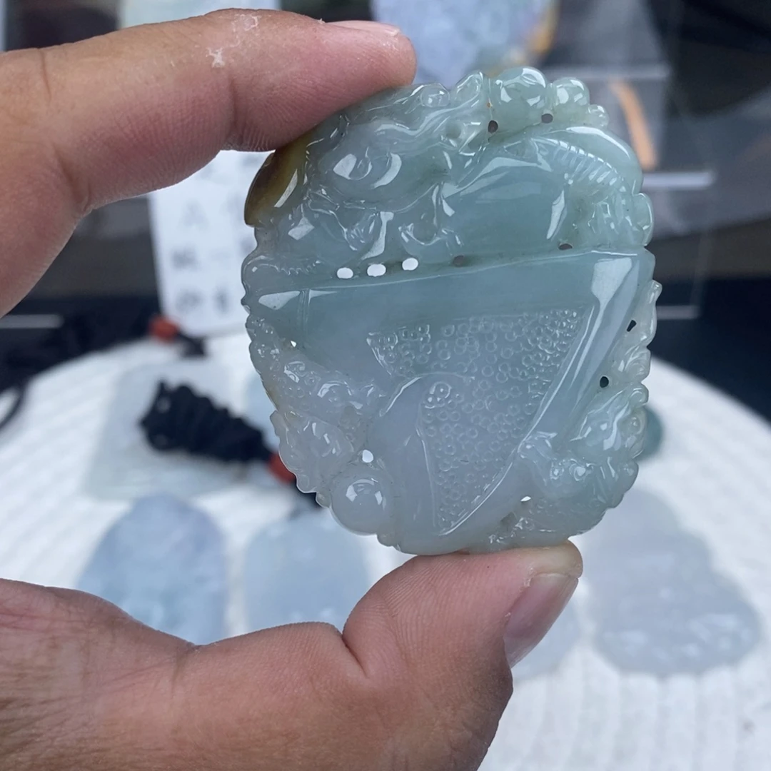 颈饰未镶嵌翡翠特色龙牙