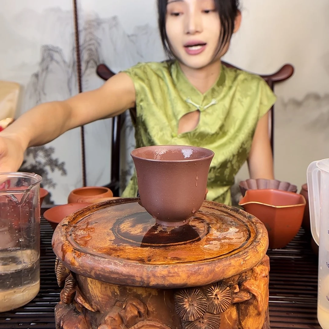 茶壶紫砂一壶李紫砂