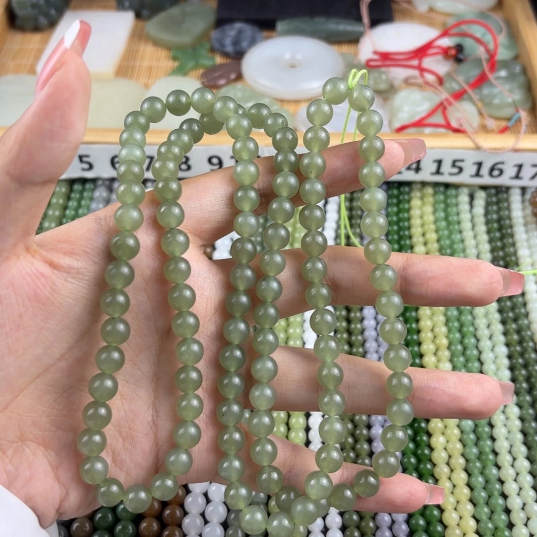 华***2颈饰未镶嵌和田玉