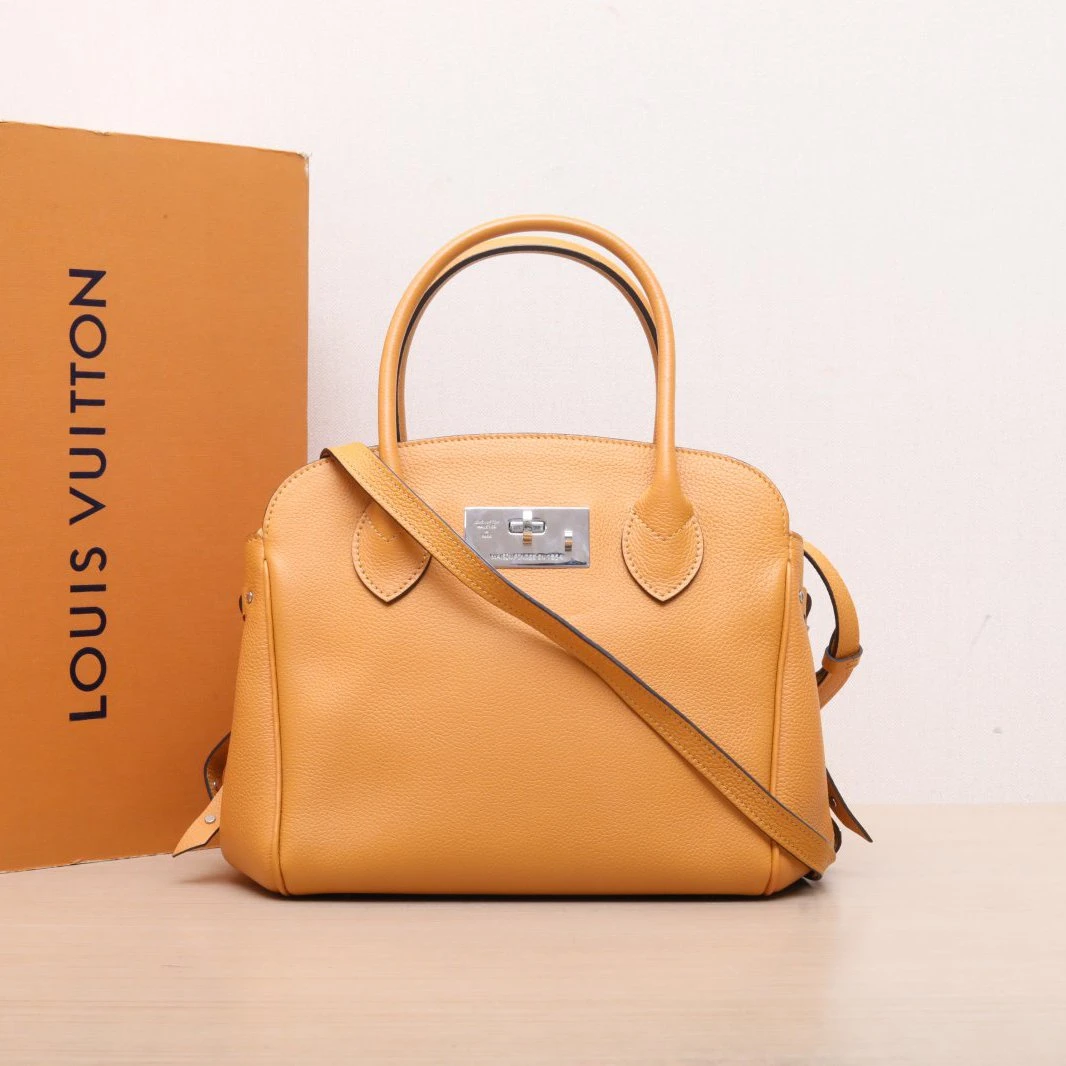 95新 LouisVuitton/路易威登 【双攀】MILLA 手袋 小号 黄色 2019