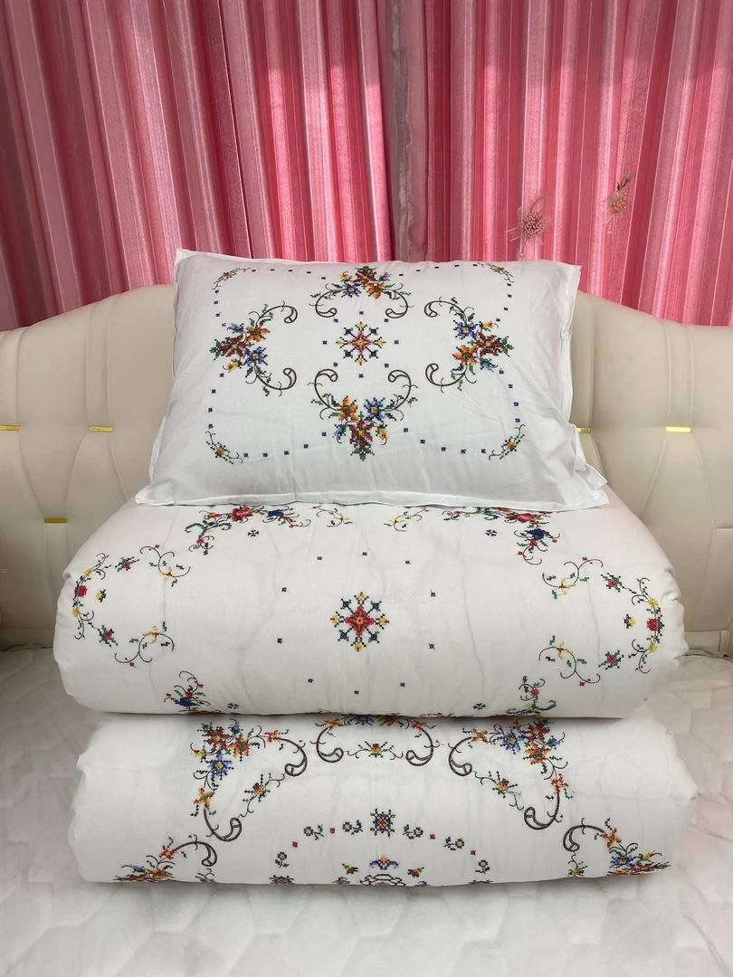 棉纯白刺绣三件套十字绣被套床单枕套靠垫双人西式婚庆床上用品