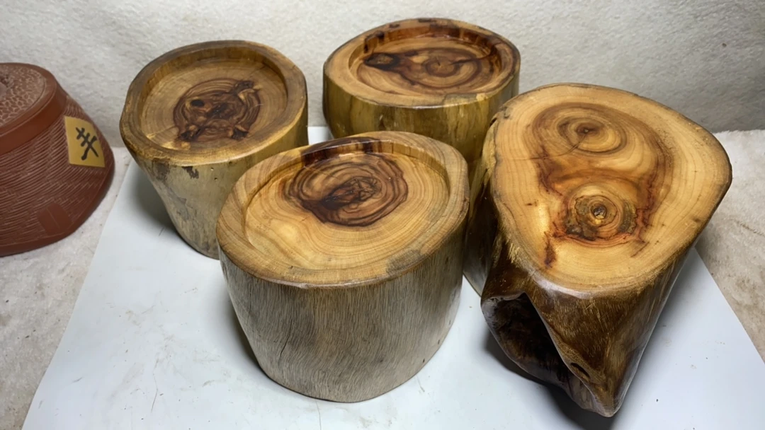 优质雷击红心香樟木直径16至15×13×7至8厘米带边壶承蜡台随机发货