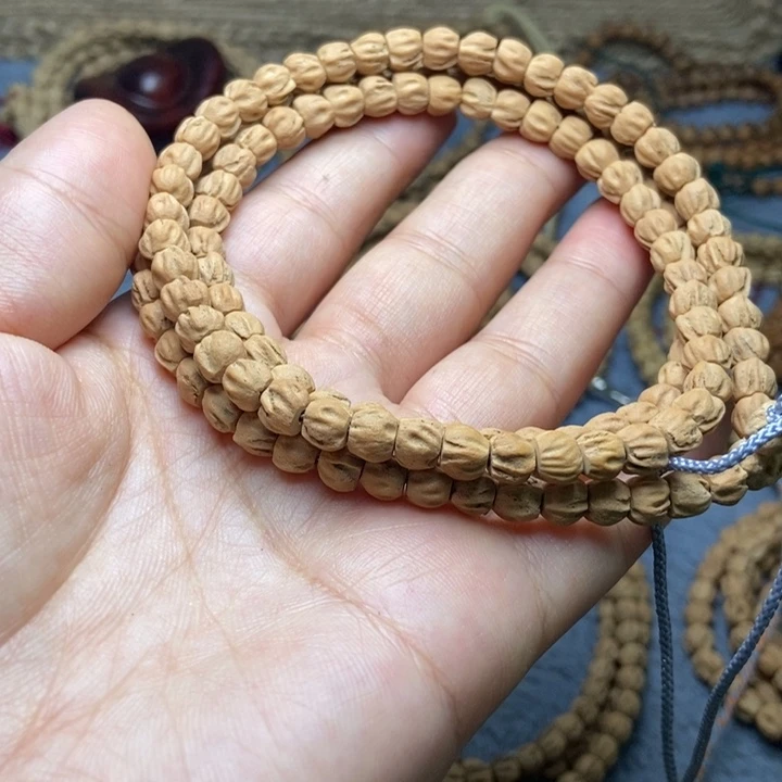 【闪购商品】吊坠柏香籽/百香籽