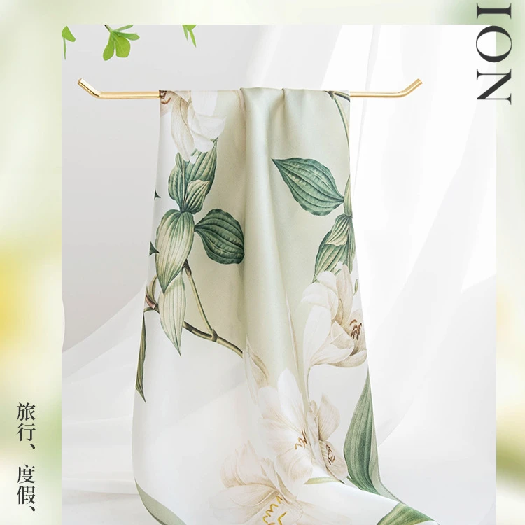 绿色优雅百合印花百搭小方巾女春夏新桑蚕丝网红小丝巾伴手礼