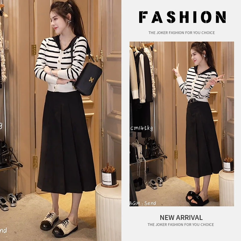 早春一整套女装2025新款韩版海军领设计感上衣百褶高级半裙两件套