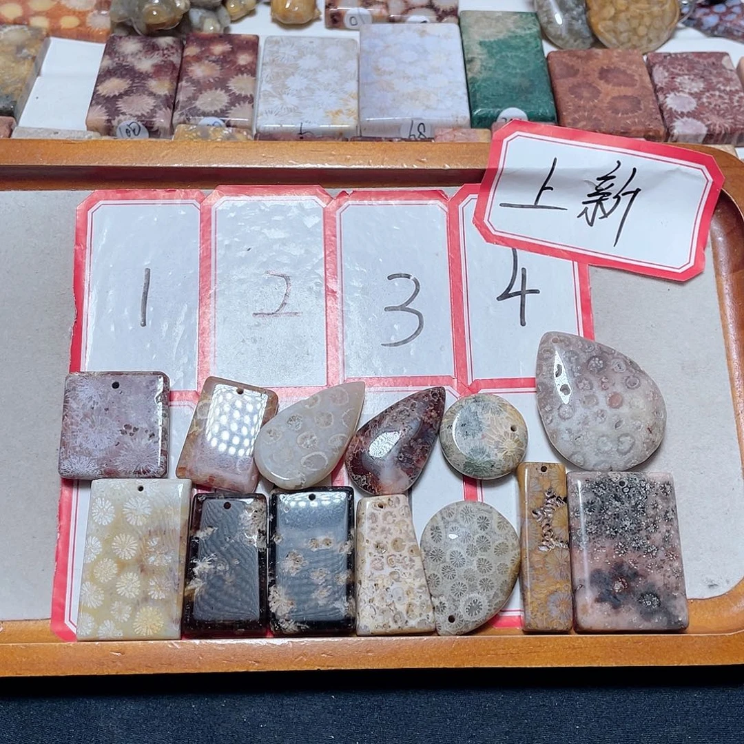 水***凉玛瑙/玉髓颈饰合金