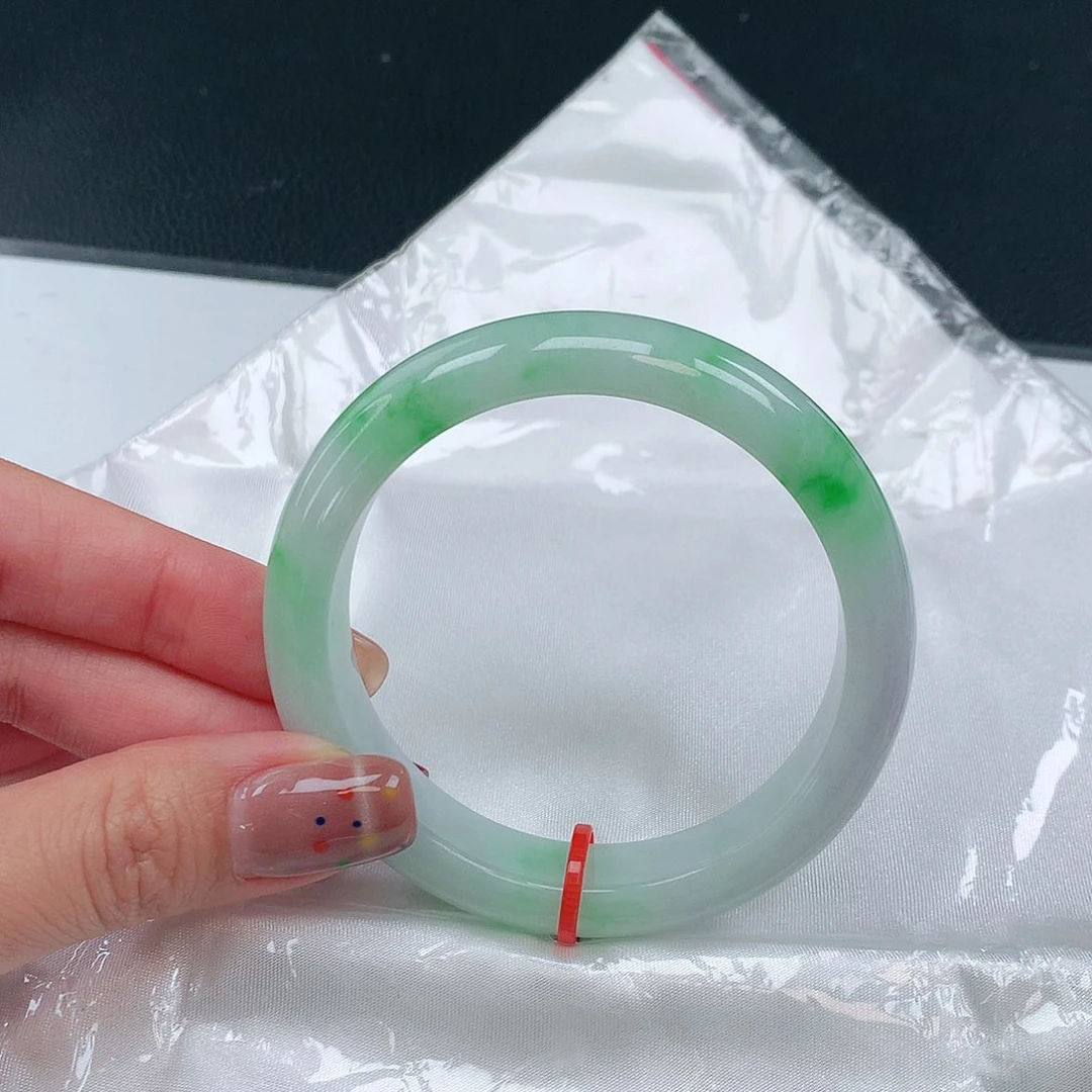 未镶嵌手镯翡翠019