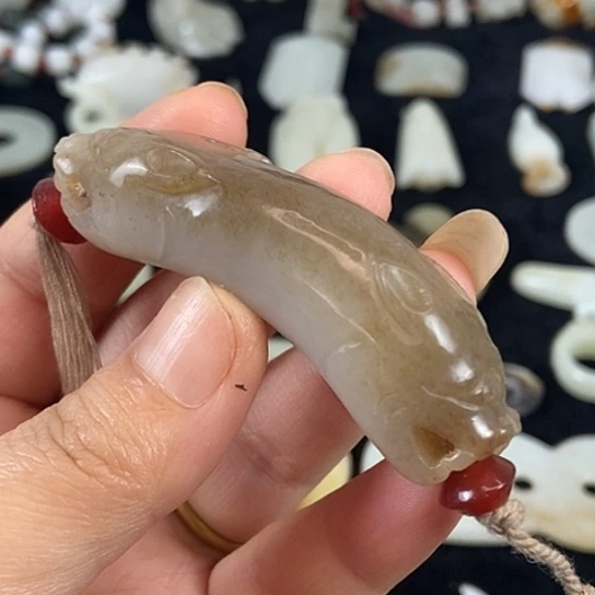 和田玉（糖玉）未镶嵌挂件