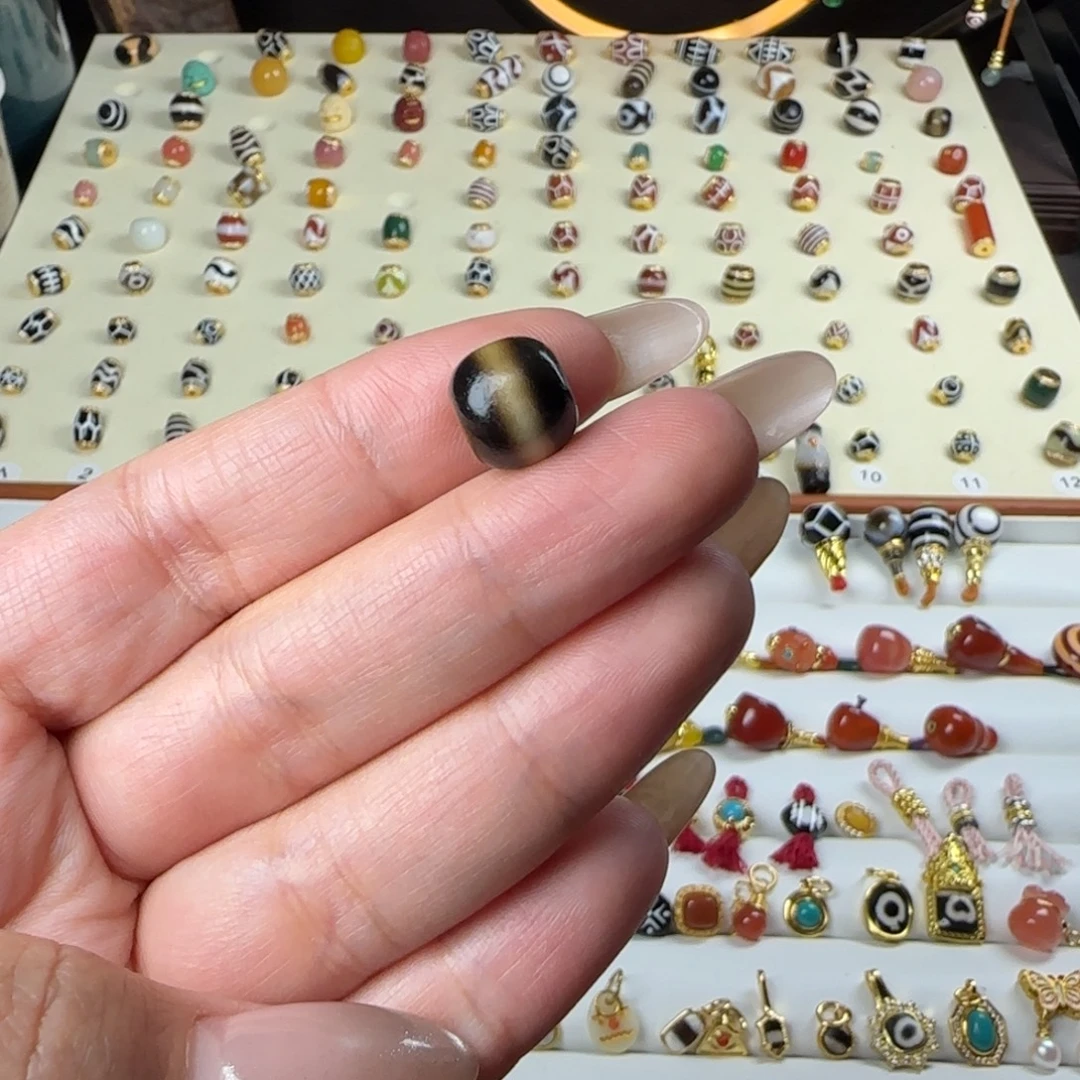 佛***A玛瑙/玉髓未镶嵌单珠顶珠配珠搭配