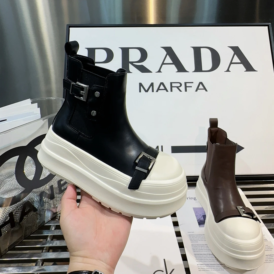 A.M艾墨儿女款早秋2025年双卡扣厚底ins风休闲短靴