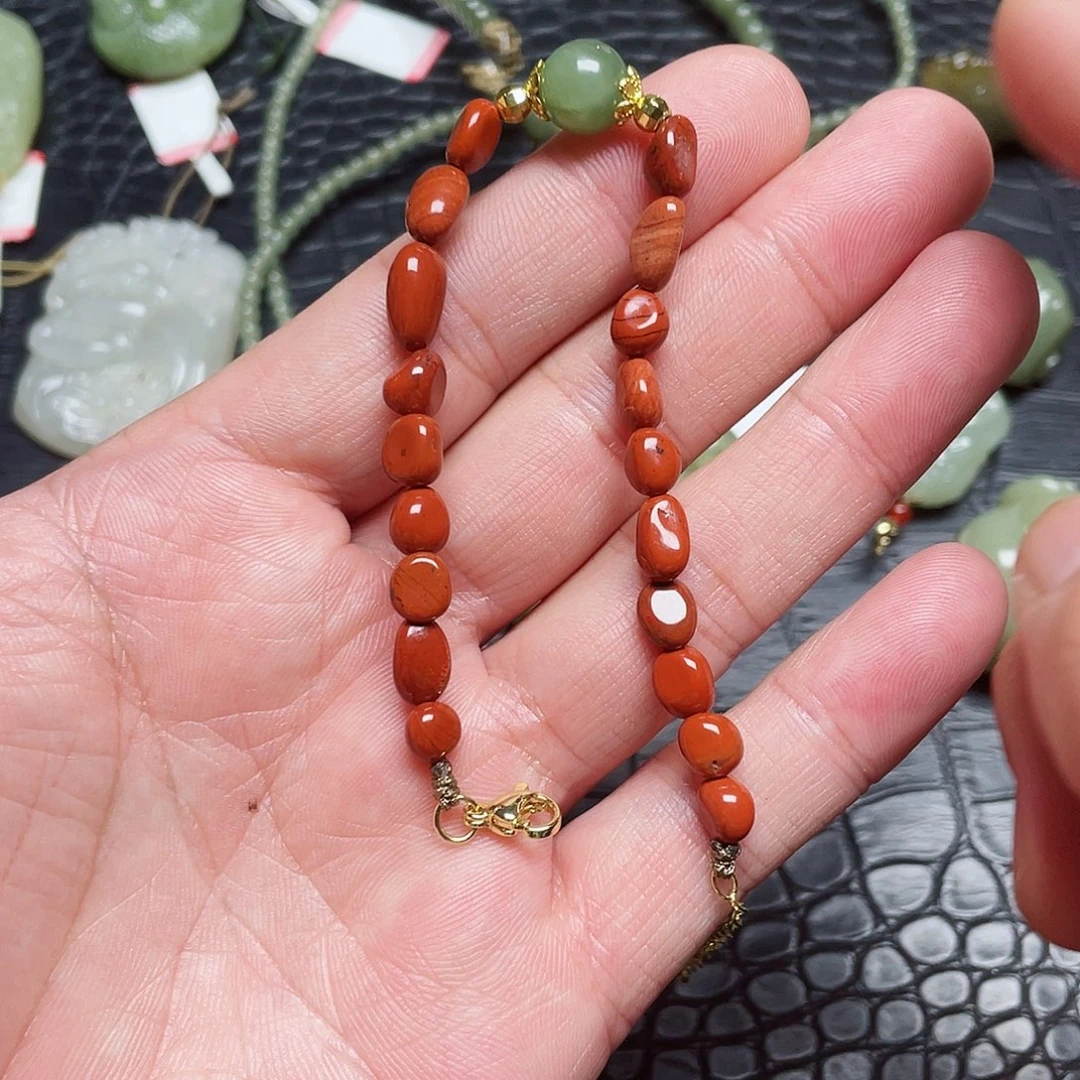 颈饰未镶嵌和田玉手串