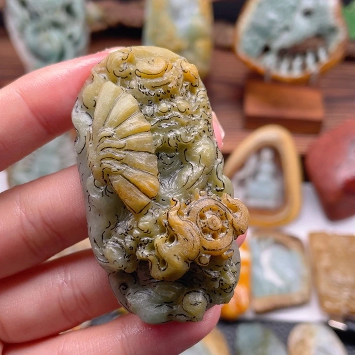 定制翡翠未镶嵌翡翠