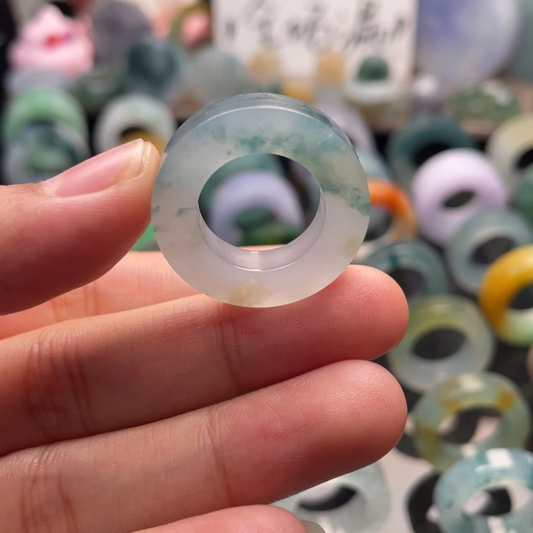 定制翡翠未镶嵌  蓝飘金