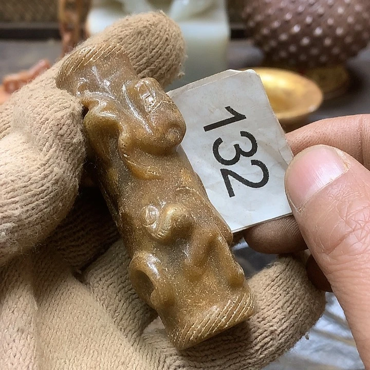 未镶嵌和田玉挂件