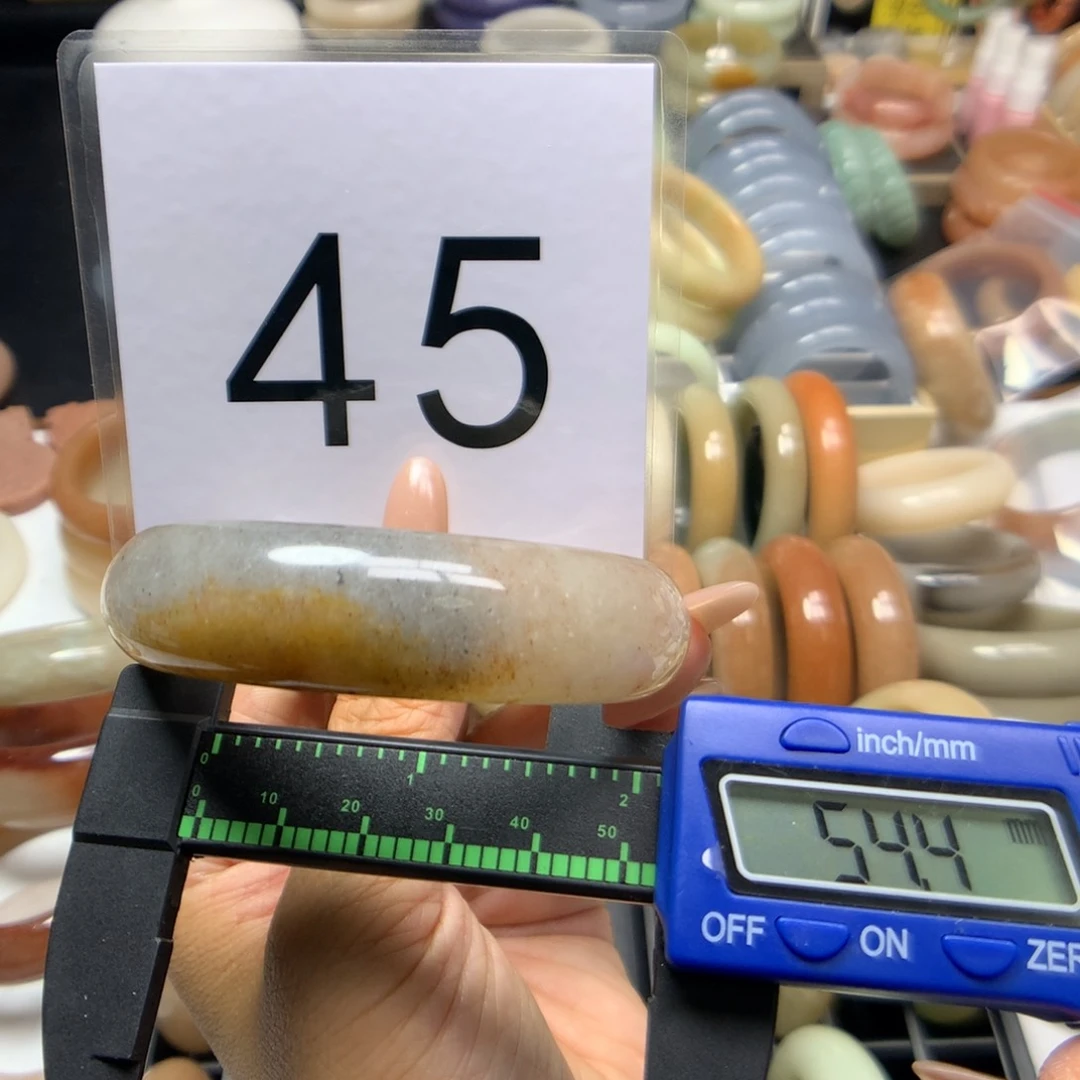 石英岩玉手镯未镶嵌安****ヘ