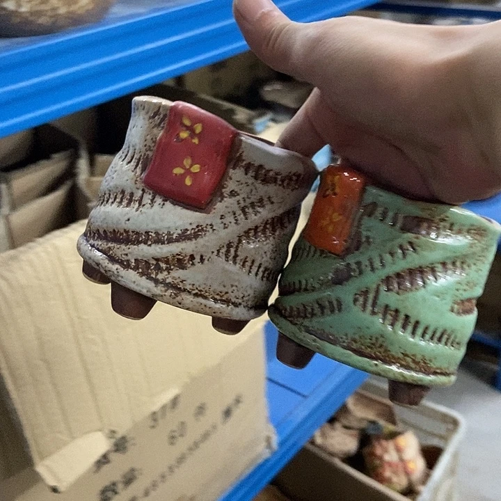 花盆单场满9.9发货9*9.5白绿