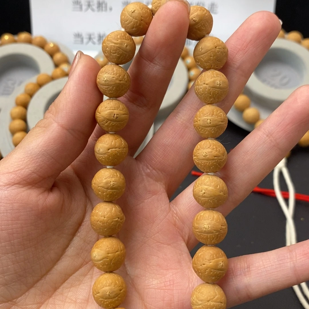 吊坠凤眼菩提12手串