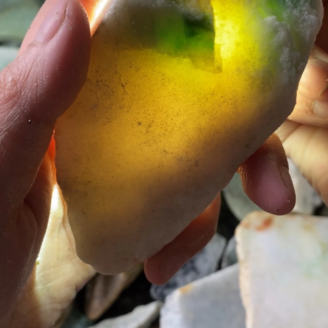 颈饰未镶嵌翡翠天然翡翠