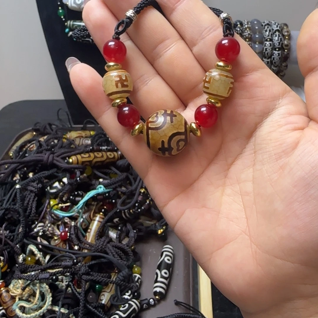 玛瑙/玉髓合金颈饰