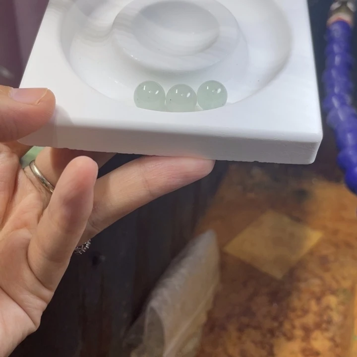 超***～定制翡翠未镶嵌边角