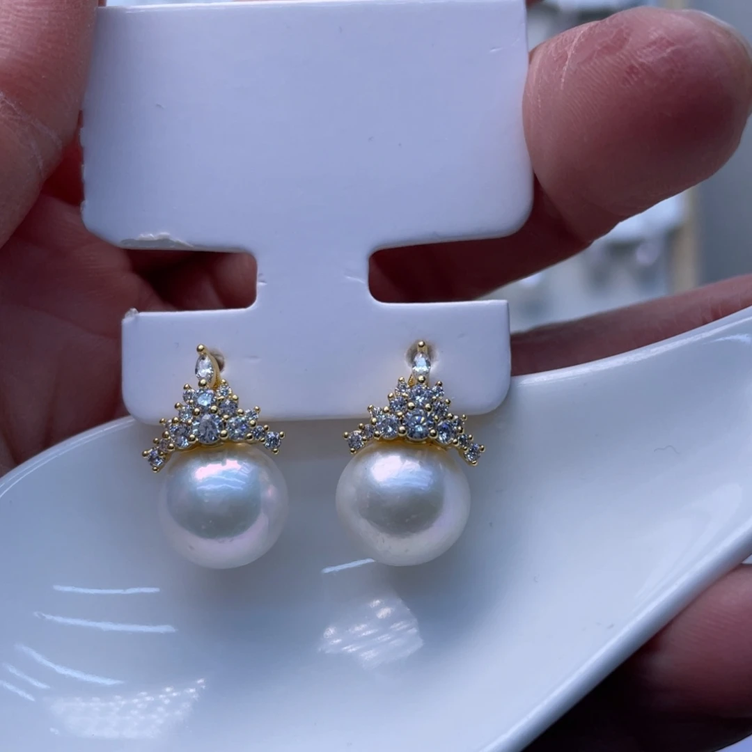 淡水珍珠未镶嵌耳饰