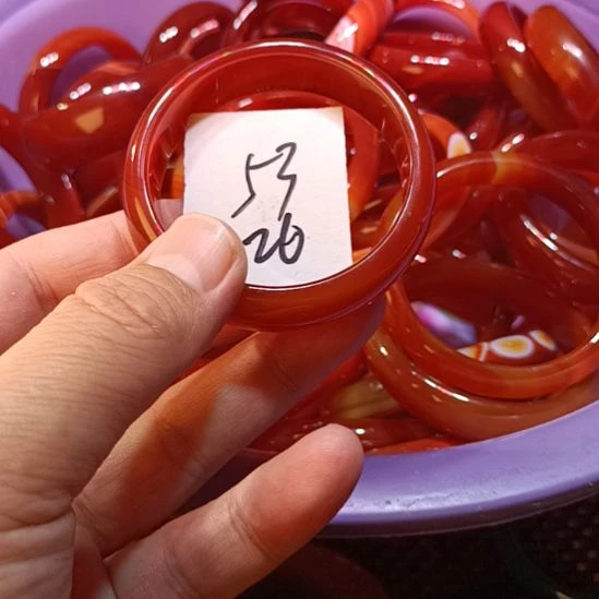 玛瑙/玉髓未镶嵌手镯