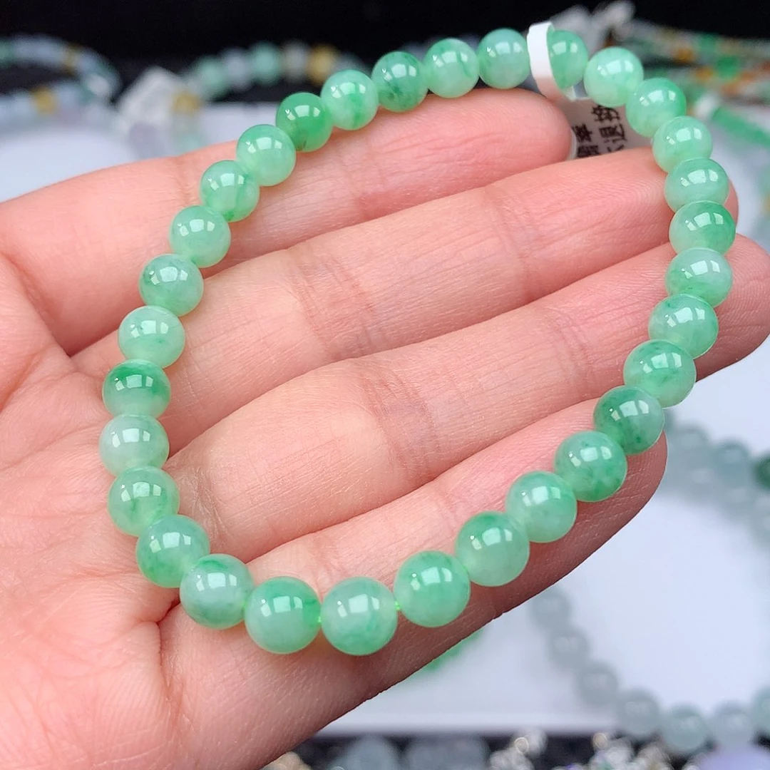 翡翠手链未镶嵌翡翠