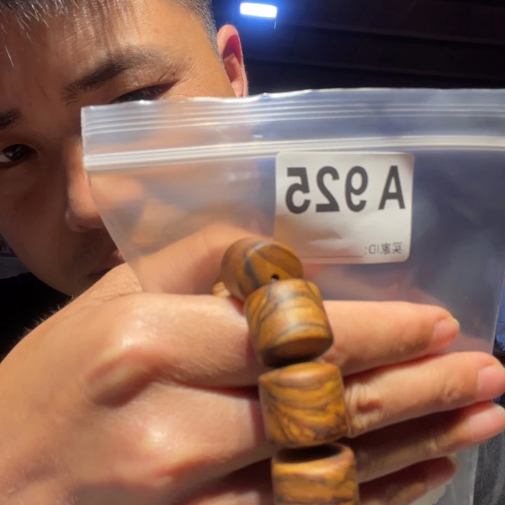 大叶紫檀（黑酸枝木类）925