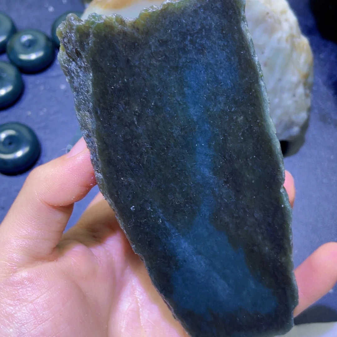 和田玉未镶嵌珠宝半成品