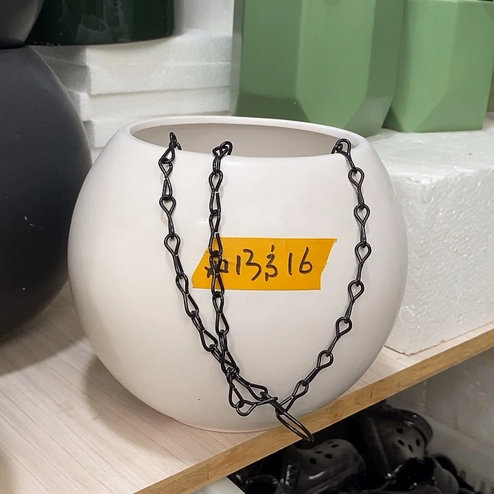 摆件陶盆有孔 瑕疵介意勿拍