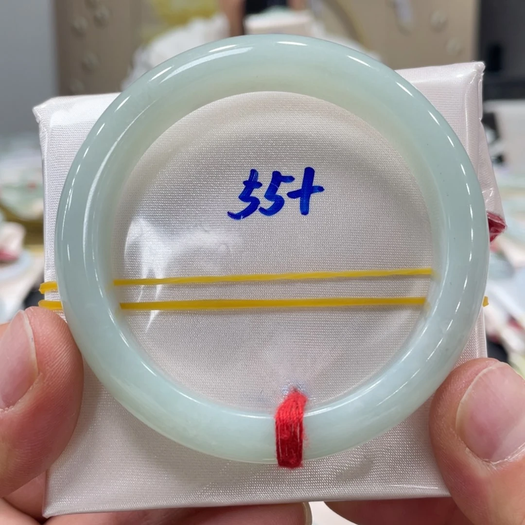 未镶嵌手镯翡翠翡翠