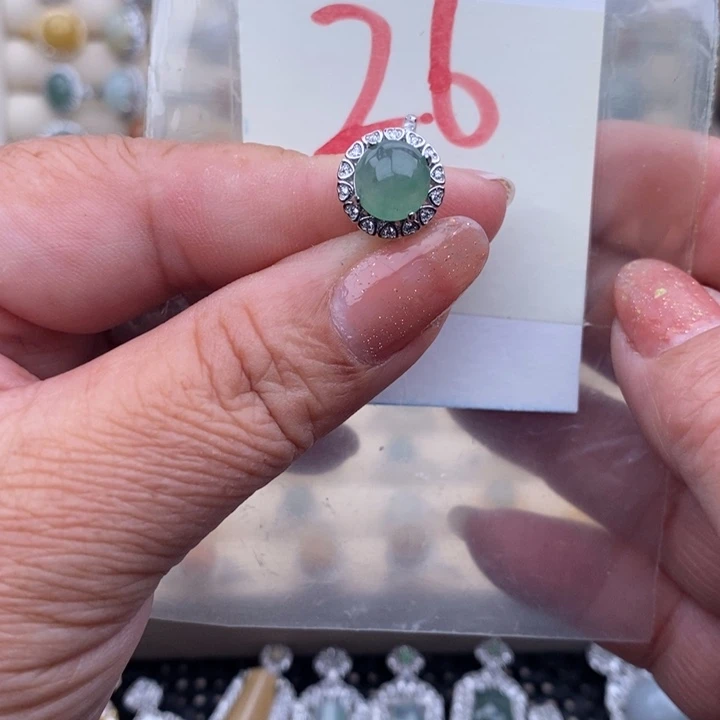 未镶嵌戒指翡翠缅甸