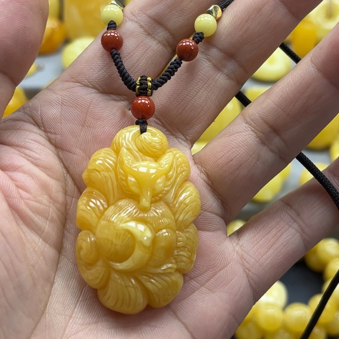 蜜蜡未镶嵌珠宝奇石