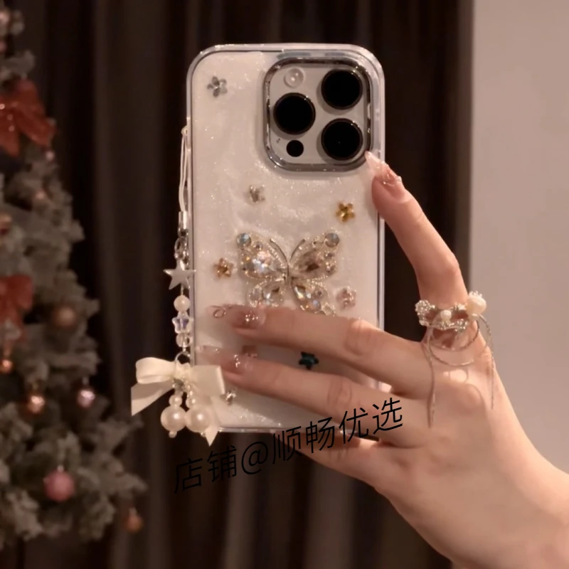 ins风珠光透钻蝴蝶挂件适用iPhone15苹果16手机壳14promax/13防摔