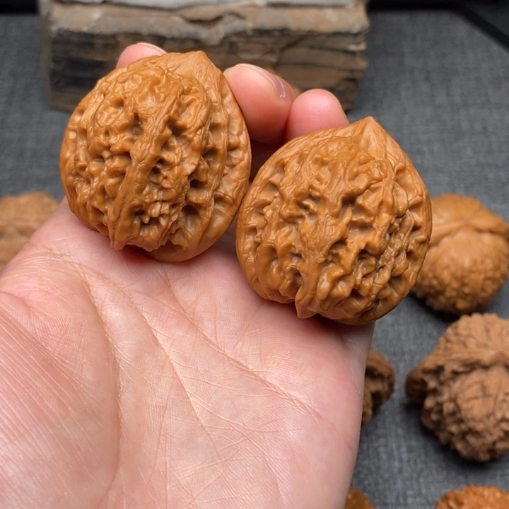 吊坠文玩核桃全品37大沽石