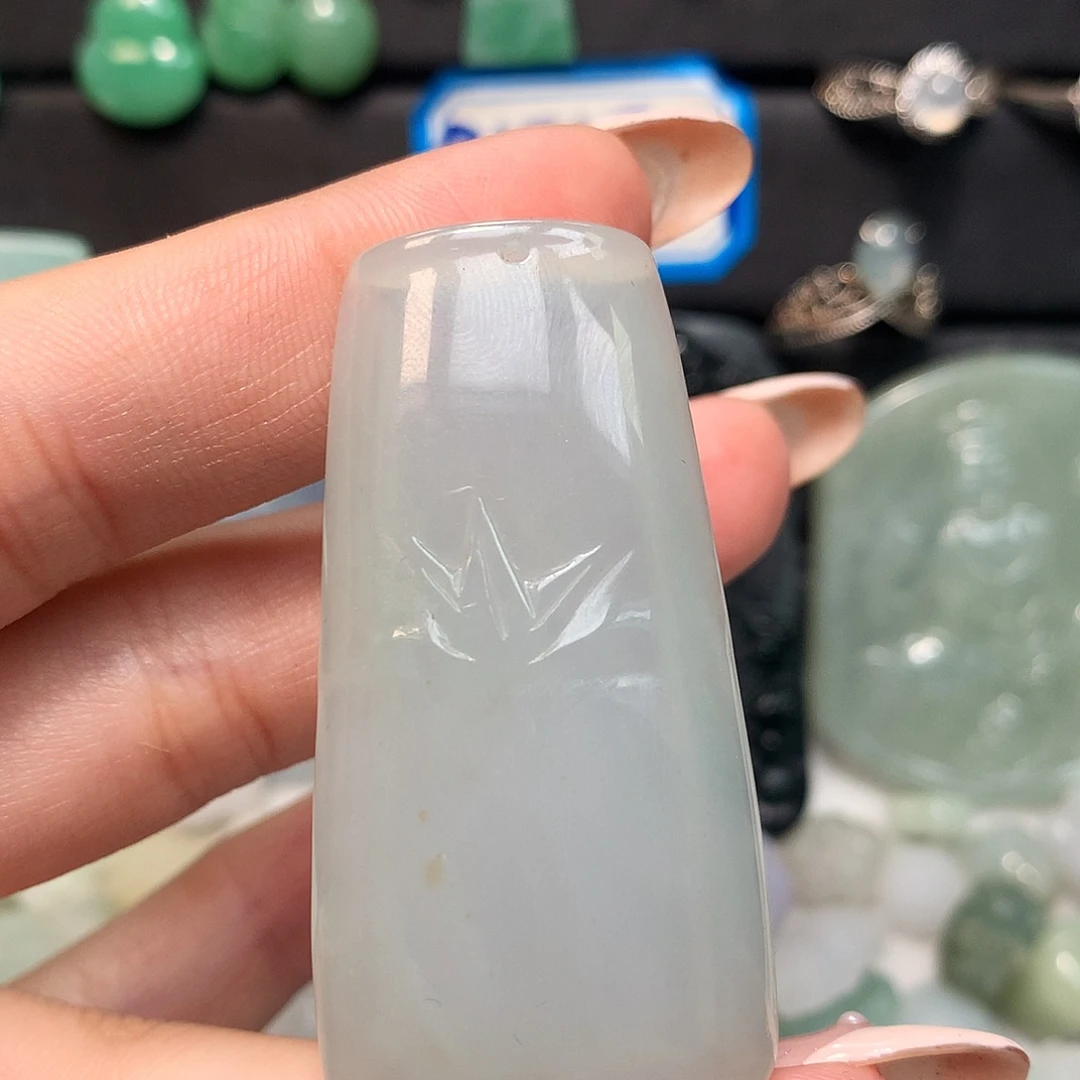 翡翠裸石竹节玉牌