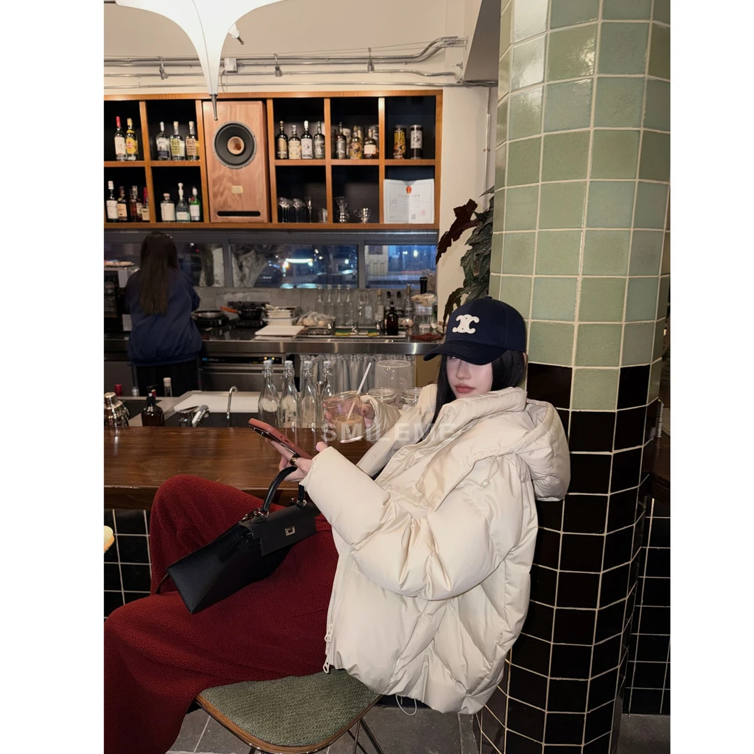 SMILEME【冬日限定】冬季95白鹅绒舒适加厚保暖羽绒服R5468009