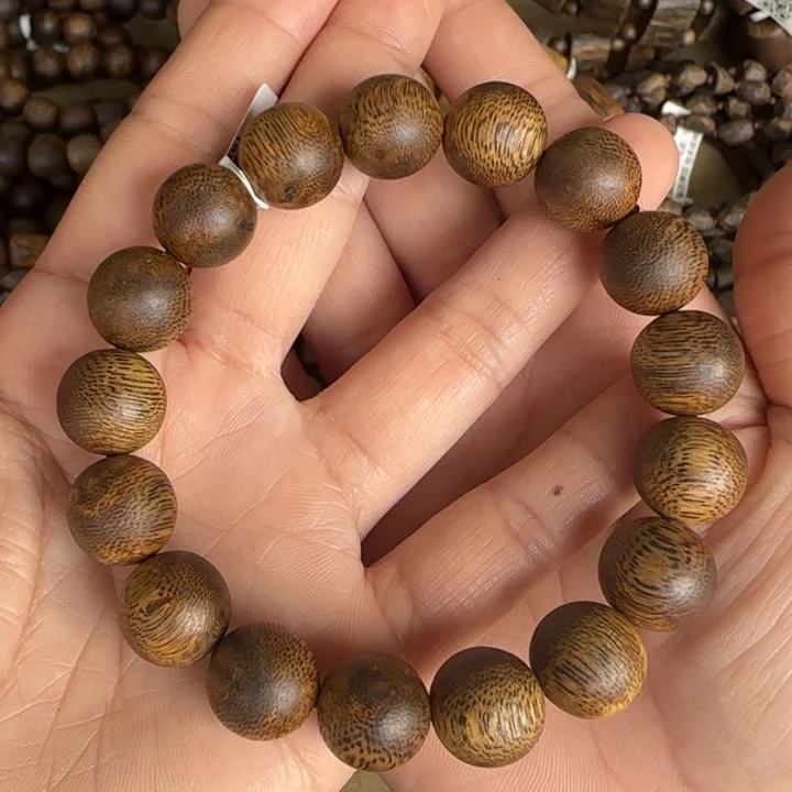 沉香手串陆河多样性发货一条卡13-13克