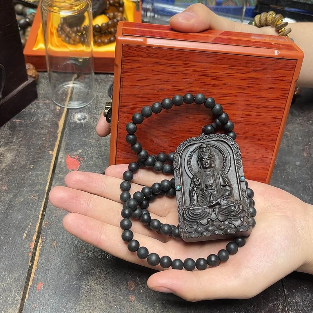 大叶紫檀（黑酸枝木类）