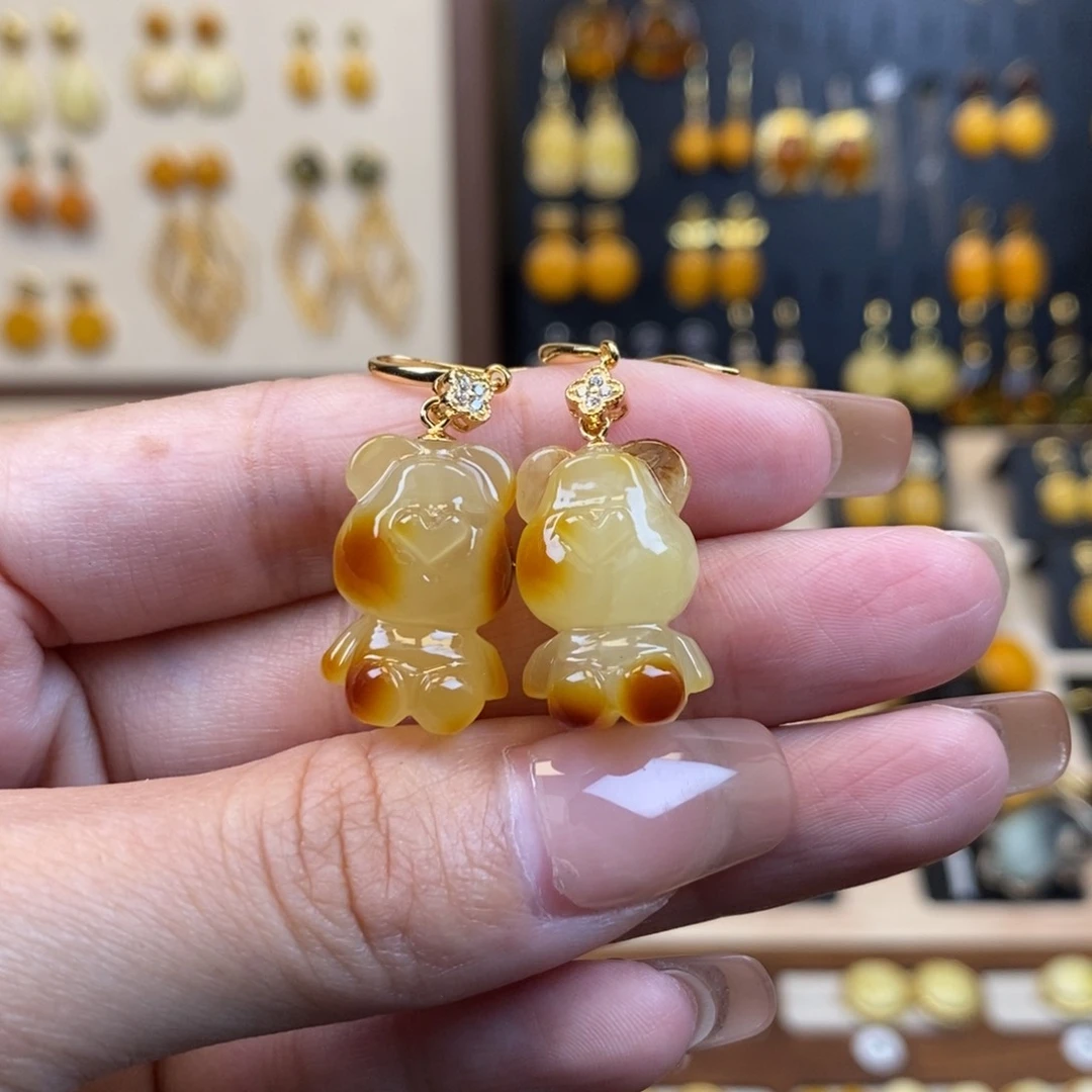 裸石琥珀未镶嵌成品