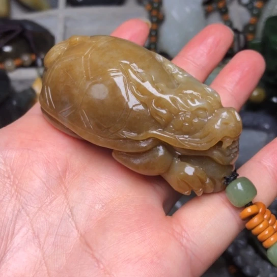未镶嵌和田玉把件