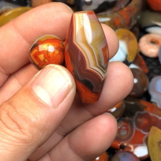 玛瑙/玉髓颈饰合金乐*