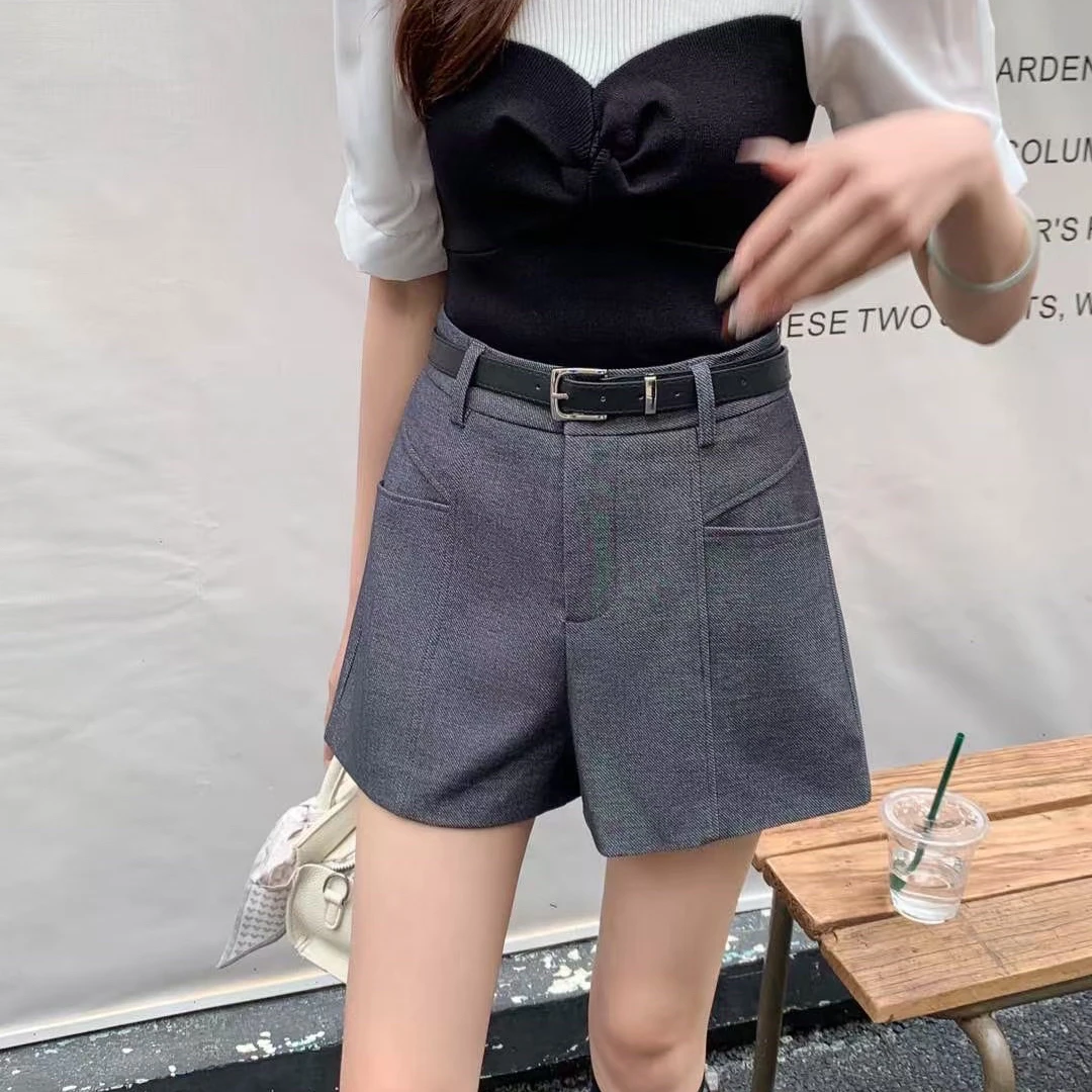 灰色口袋西装短裤女春秋季2025年新款高腰显瘦黑色外穿A字阔腿裤