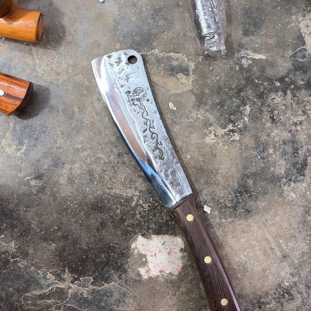 高碳锰钢云南阿老表手工锻打家用刀
