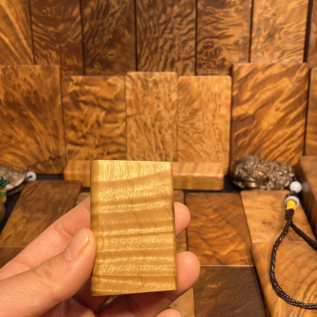 木金丝楠木无事牌