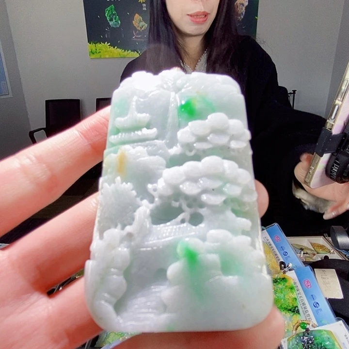 颈饰未镶嵌翡翠翡翠