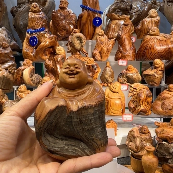 校***技柏木精品崖柏料手工制作