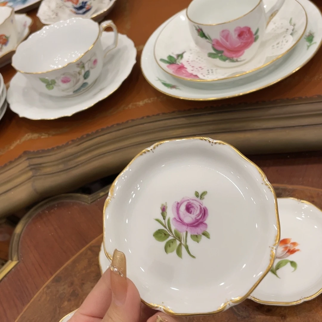 瓷片中古宁芬堡花卉碟