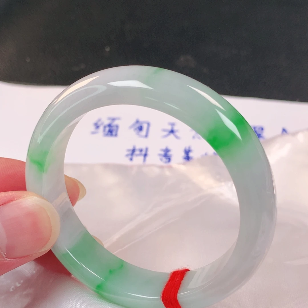翡翠未镶嵌手镯509