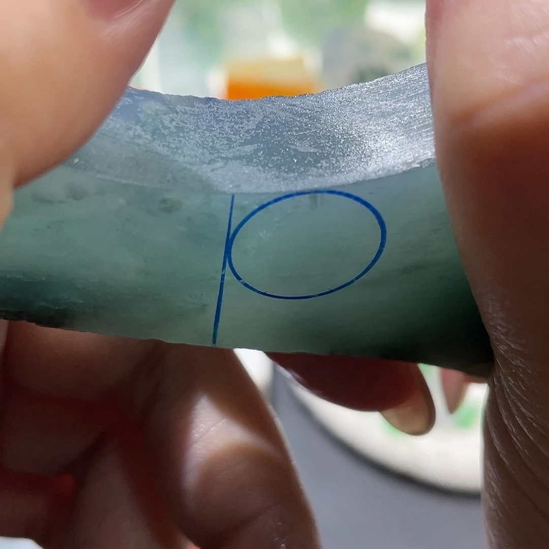 妹***猪定制翡翠未镶嵌珠子